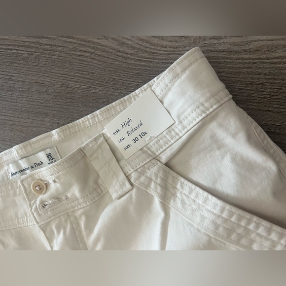 Abercrombie & Fitch Relaxed Cargo Pant - Picture 2 of 4